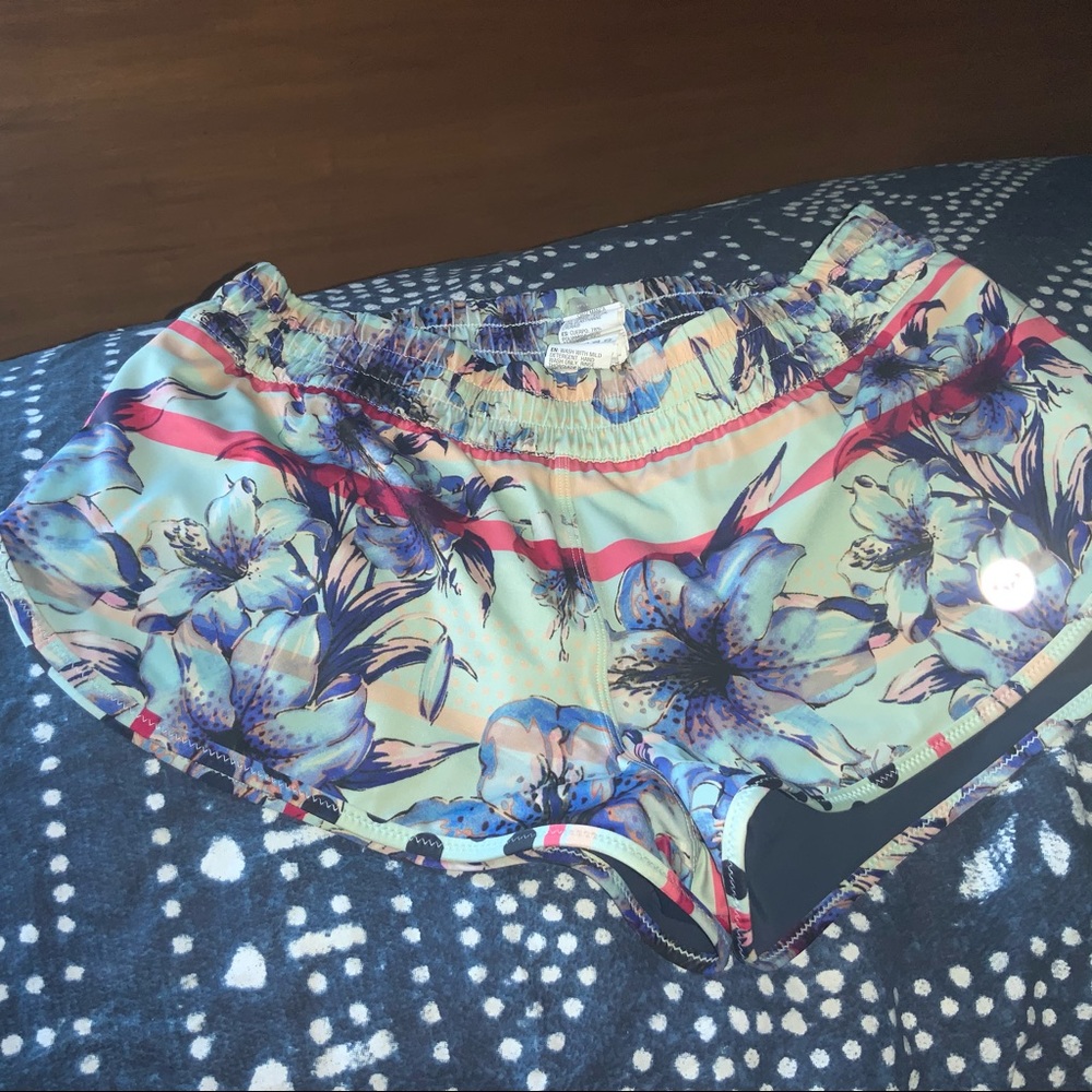 Roxy boardshorts
